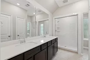 4739 Glen Isle Dr, Houston, TX 77009 - Photo 21