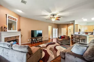 1802 S Everglades Dr, Deer Park, TX 77536 - Photo 9