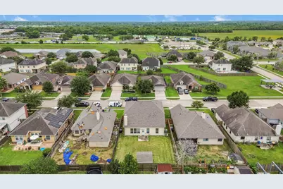 1120 Lasso Court, Alvin, TX 77511 - Photo 27