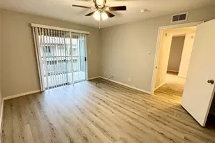 700 Thicket Ln, Houston, TX 77079 - Photo 11