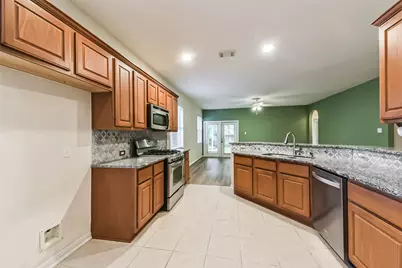 14310 Eastern Redbud Lane, Houston, TX 77044 - Photo 11