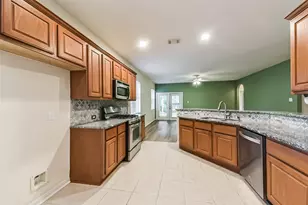 14310 Eastern Redbud Ln, Houston, TX 77044 - Photo 11