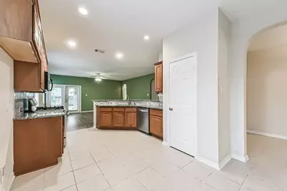 14310 Eastern Redbud Lane, Houston, TX 77044 - Photo 7