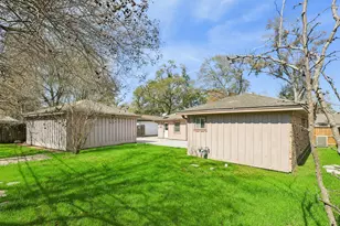 10015 Warwana Rd, Houston, TX 77080 - Photo 31