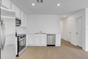 390 Road 590106 390 Lucia Way, Cleveland, TX 77327 - Photo 11
