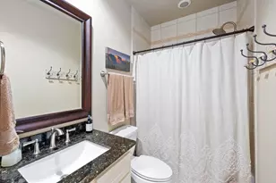 1230 W Bell St, Houston, TX 77019 - Photo 39