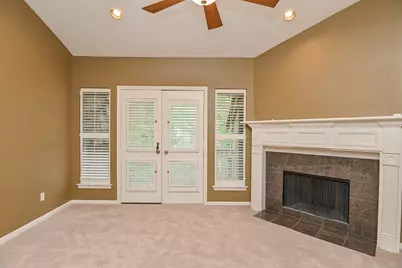 294 Sugarberry Circle, Houston, TX 77024 - Photo 19