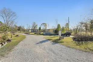 1749 Max Rd, Pearland, TX 77581 - Photo 3