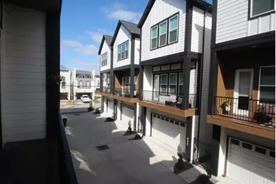 861 Fisher Street #E, Houston, TX 77018 - Photo 3