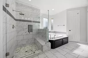 8823 Hollow Banks Ln, Houston, TX 77095 - Photo 27