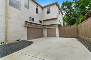 2341 Maroneal St, Houston, TX 77030 - Photo 45