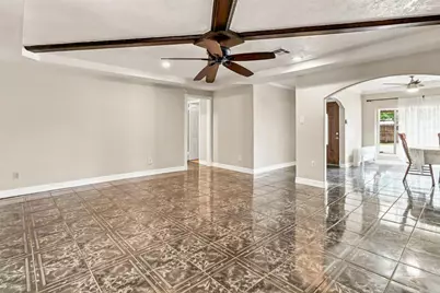 10810 Evangeline Drive, Houston, TX 77013 - Photo 5