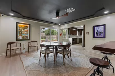 6727 Lindyann Lane, Houston, TX 77008 - Photo 5