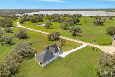 1737 Flintlock Court, Angleton, TX 77515 - Photo 45