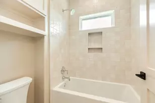 1737 Flintlock Ct, Angleton, TX 77515 - Photo 39