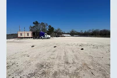 20218 Crosby Fwy, Crosby, TX 77532 - Photo 19