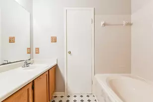 38 Camberwell Ct, Spring, TX 77380 - Photo 13