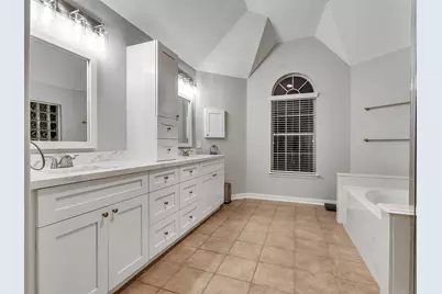 2146 Brittany Colony Drive, League City, TX 77573 - Photo 35