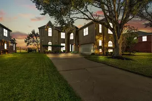 2146 Brittany Colony Dr, League City, TX 77573 - Photo 3