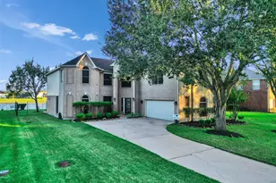 2146 Brittany Colony Dr, League City, TX 77573 - Photo 1