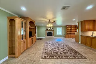 1231 County Rd 201A, Angleton, TX 77515 - Photo 17