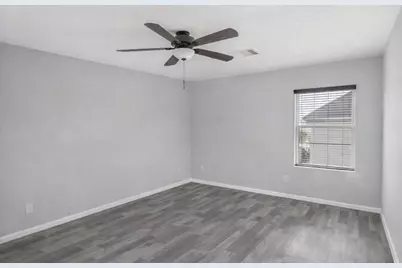 1726 Sun Point Court, Humble, TX 77396 - Photo 15