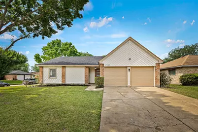 2026 Lazy Lane, Missouri City, TX 77489 - Photo 3