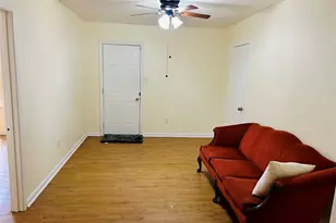 5806 Beldart St, Houston, TX 77033 - Photo 21