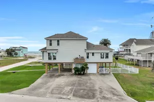 4203 Campeche Ct, Galveston, TX 77554 - Photo 3