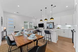 330 Neyland St, Houston, TX 77022 - Photo 5