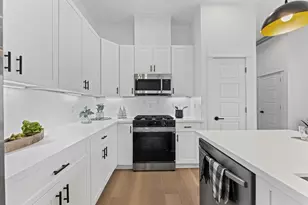 330 Neyland St, Houston, TX 77022 - Photo 13