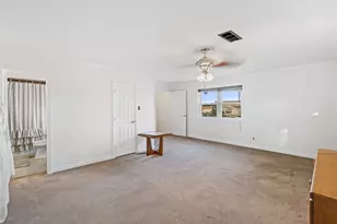 1014 E Canal Rd, Highlands, TX 77562 - Photo 25