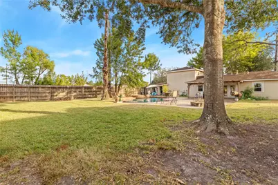 1014 E Canal Road, Highlands, TX 77562 - Photo 33