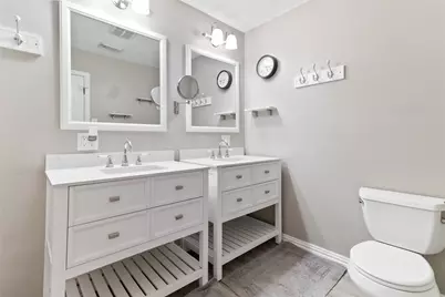 232 Laurel Street, Lake Jackson, TX 77566 - Photo 13