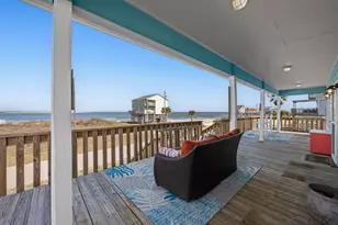 13239 Gulf Beach Dr, Freeport, TX 77541 - Photo 7