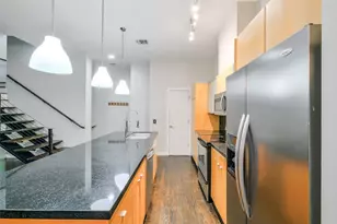 5710 Winsome Ln, Houston, TX 77057 - Photo 11