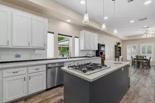 11714 Creek View Ln, Conroe, TX 77385 - Photo 15