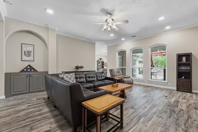 11714 Creek View Lane, Conroe, TX 77385 - Photo 9