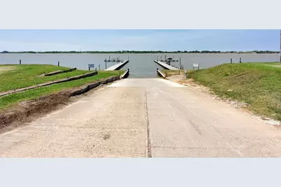 448 Stovall Drive, Palacios, TX 77465 - Photo 31