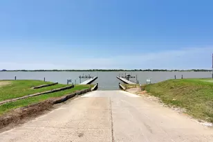 448 Stovall Dr, Palacios, TX 77465 - Photo 31