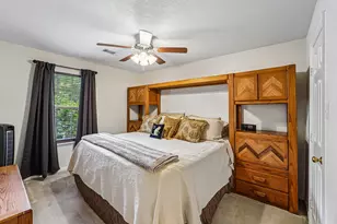 14 Serene Creek Pl, The Woodlands, TX 77382 - Photo 35