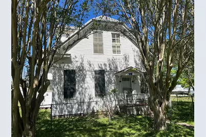 223 Walnut Street, New Ulm, TX 78950 - Photo 5