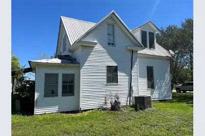 223 Walnut Street, New Ulm, TX 78950 - Photo 3