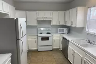 5621 Val Verde St, Houston, TX 77057 - Photo 9
