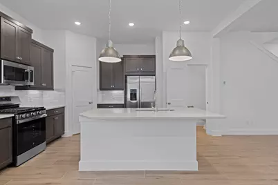528 Red Cascade Trail, Willis, TX 77318 - Photo 5