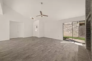 12817 Hill Branch Dr, Houston, TX 77082 - Photo 11