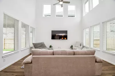 9606 Starry Eyes Ln, Richmond, TX 77407 - Photo 5