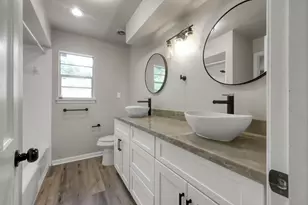 88 April Wind Dr S, Conroe, TX 77356 - Photo 25