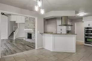 88 April Wind Dr S, Conroe, TX 77356 - Photo 15
