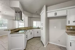 88 April Wind Dr S, Conroe, TX 77356 - Photo 19